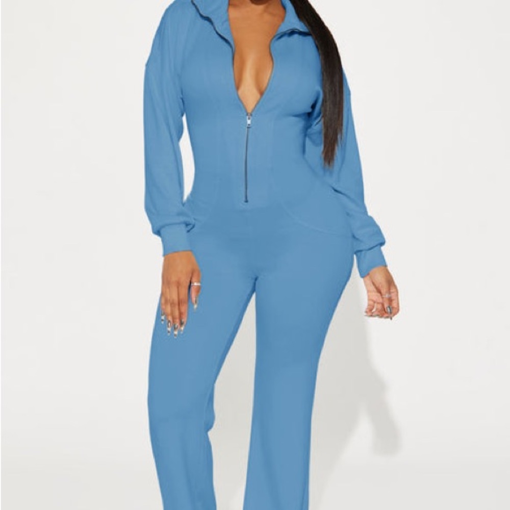 Fashion Nova Blue Buttoned V-Neck Jumpsuit
